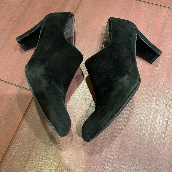 Stuart Weitzman suede bootie/shootie - Picture 5 of 8